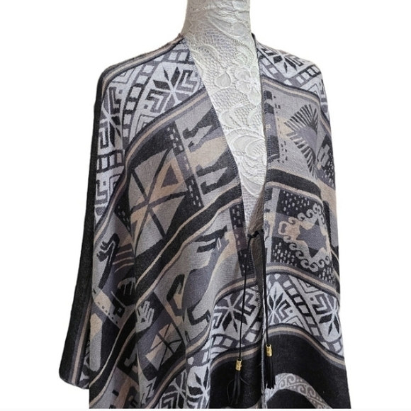 Marc New York Poncho One Size Gray Southwestern Aztec Warm Cozy Western Outdoor - Picture 9 of 15